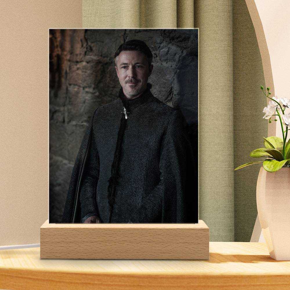 Game Of Throne Lamp Littlefinger by Game Of Throne Lamp with Wooden Base
