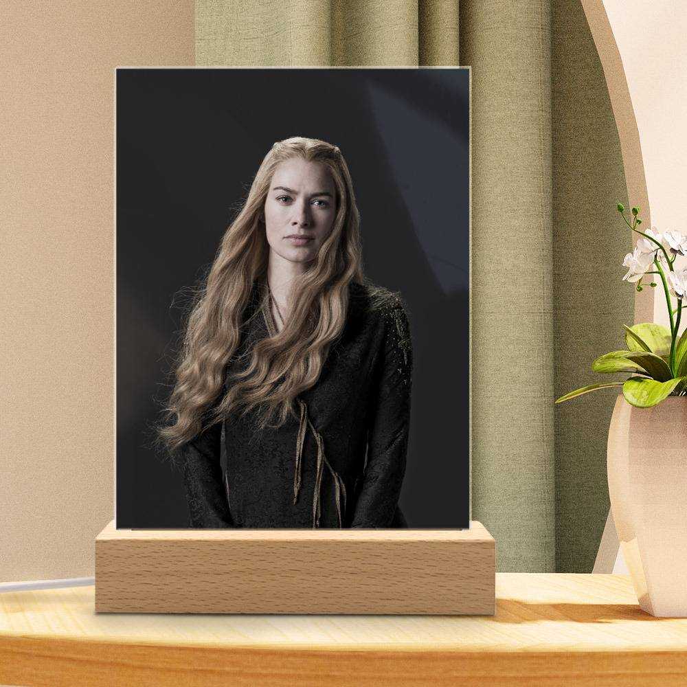 Game Of Throne Lamp Cersei by Game Of Throne Lamp with Wooden Base