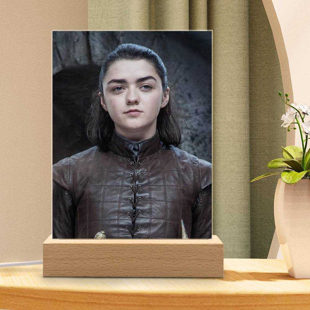 Game Of Throne Lamp Arya Stark by Game Of Throne Lamp with Wooden Base
