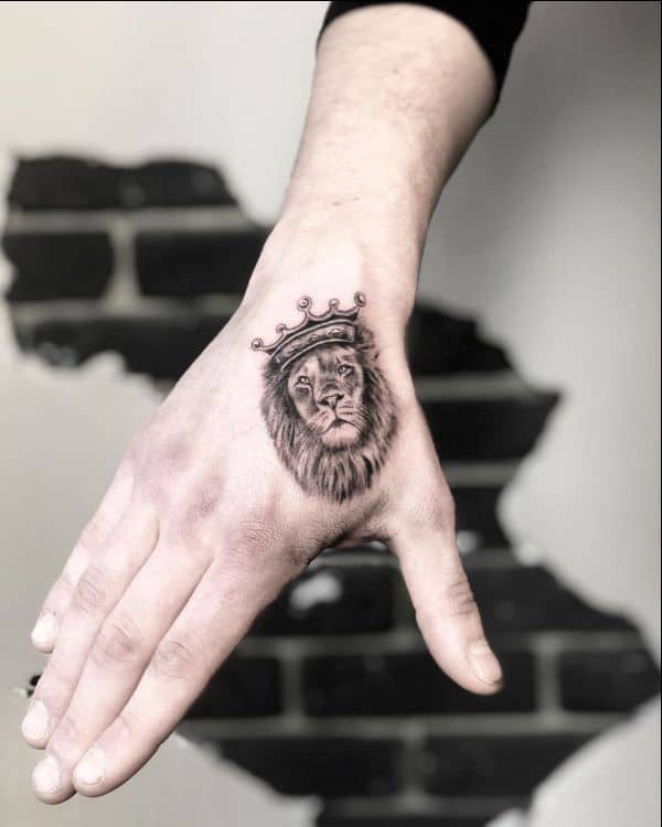 Lion Hand Tattoo, Simple Lion Tattoo On Hand