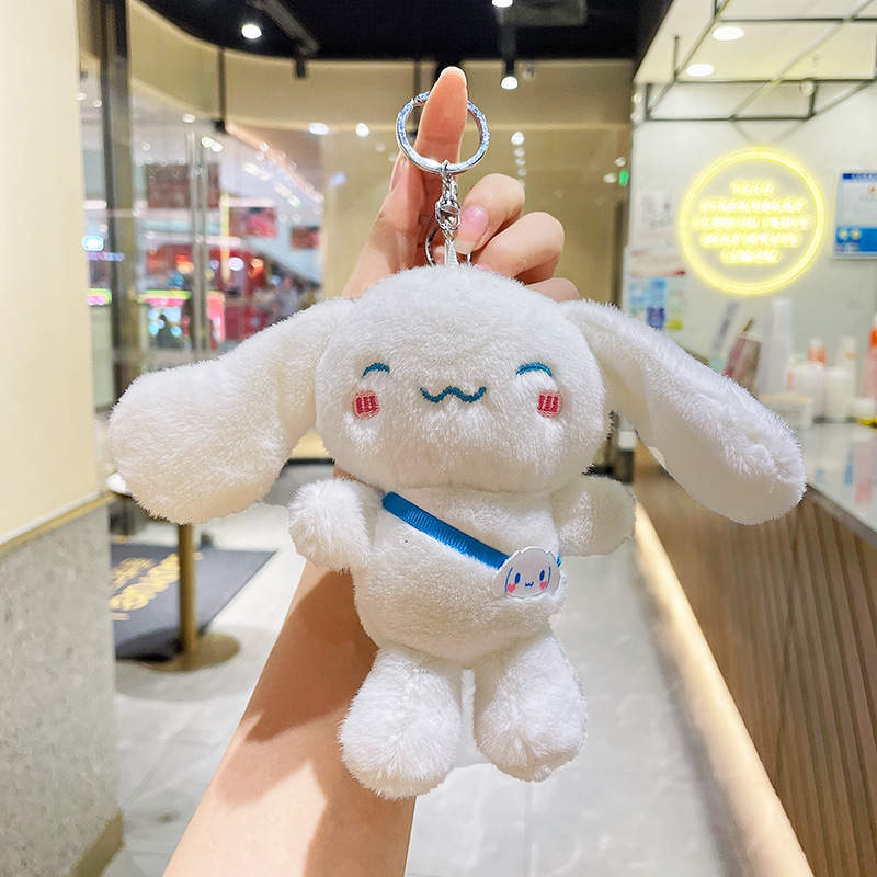 Giant best sale cinnamoroll plush