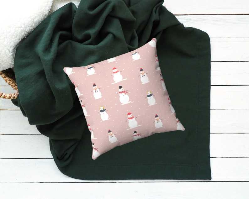 Snowman Holiday Decor Pillow Soft And Comfortable Pink Christmas Pillows#4