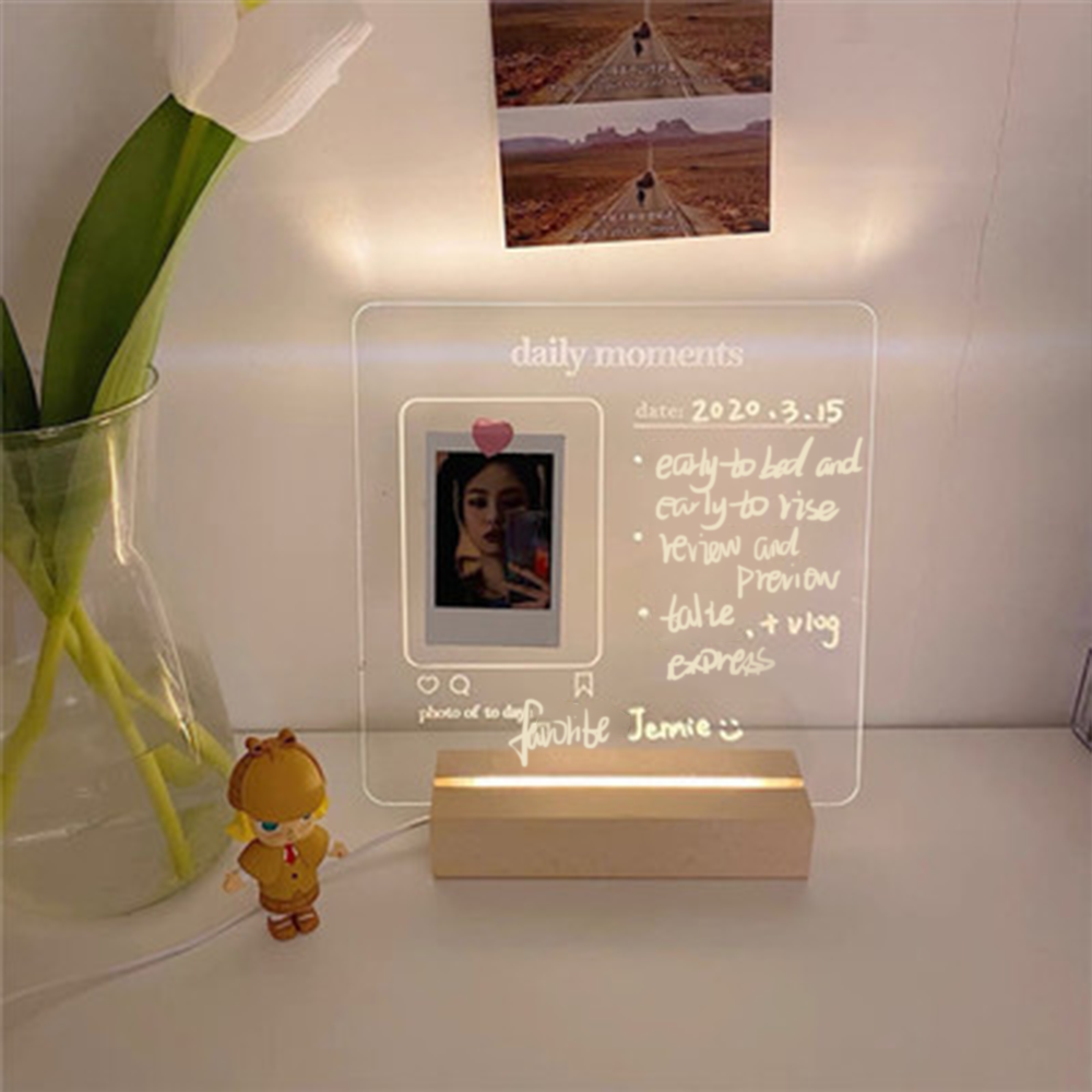 Lampada Led Notte Creativa In Acrilico Con Base In Legno – Disegnabile Con Penna E Telecomando 16 Colori