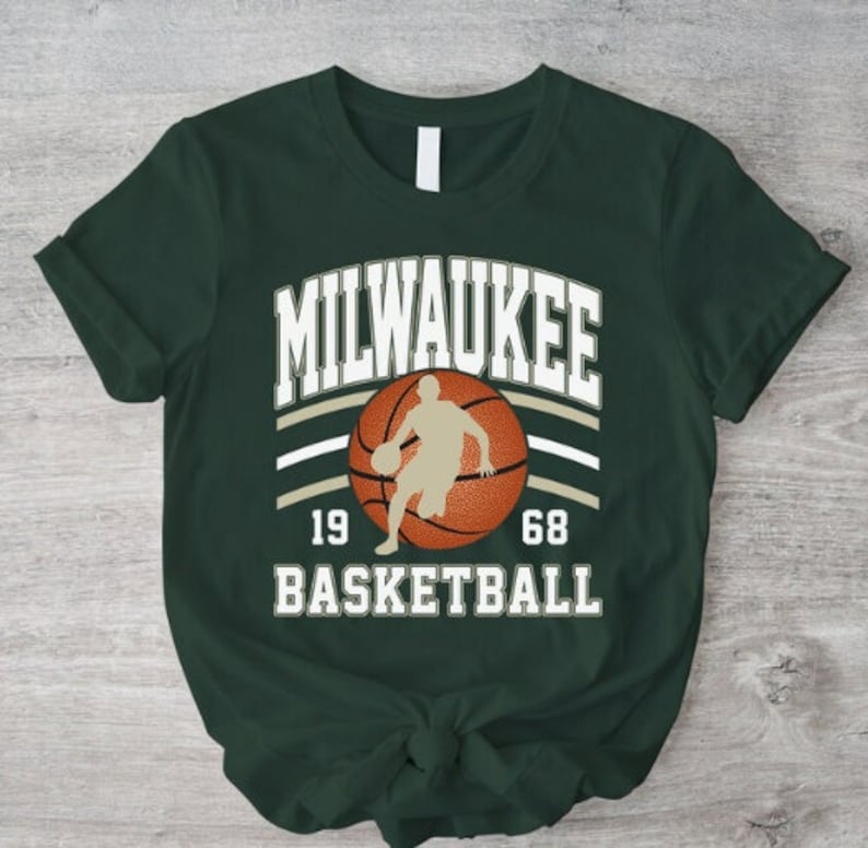 darklordpug Retro Milwaukee Does Basketball Fan Design T-Shirt