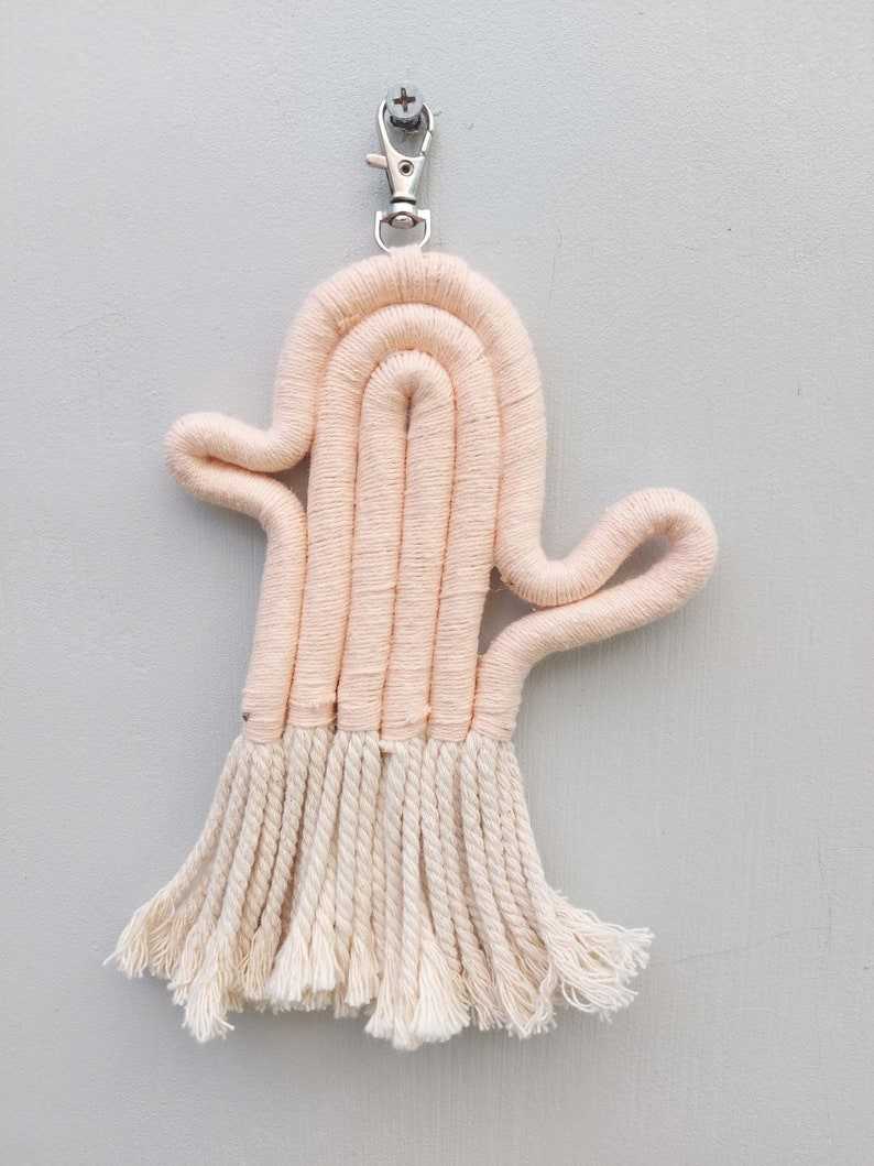 Macrame on sale keychain holder