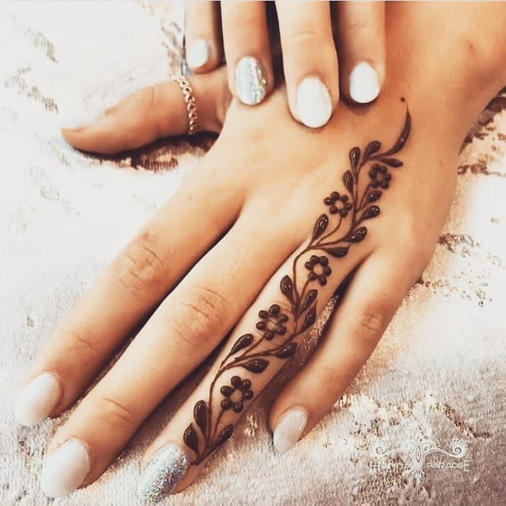 Tattoo Simple Mehndi Design