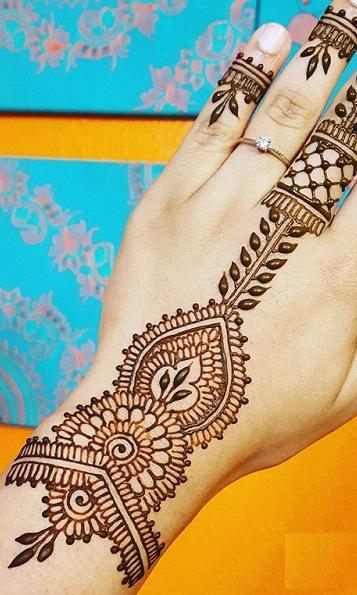 Arabic Mehndi Design, Fine lines Arabic Mehndi Design