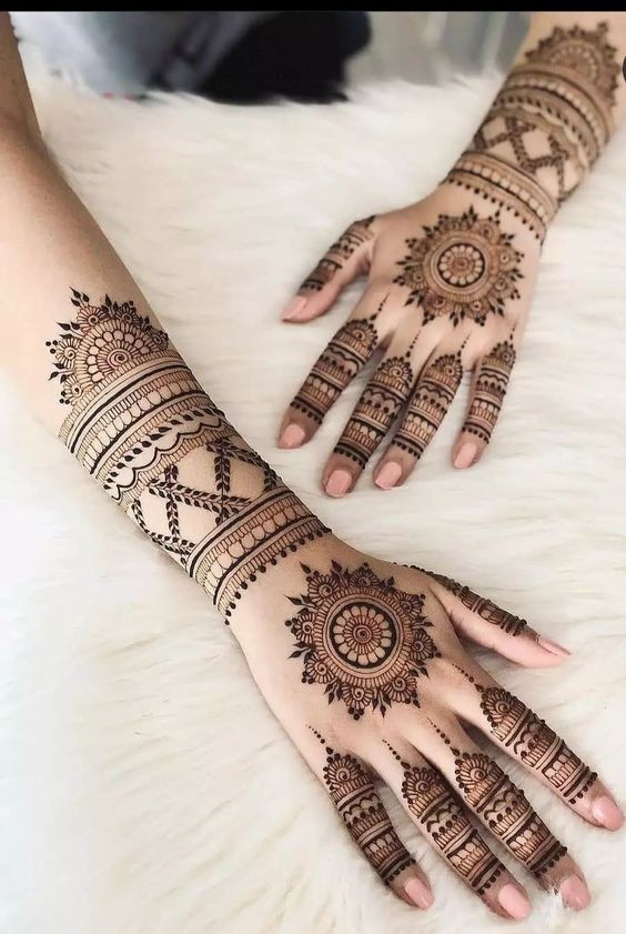 Simple Mehndi Designs For Wedding