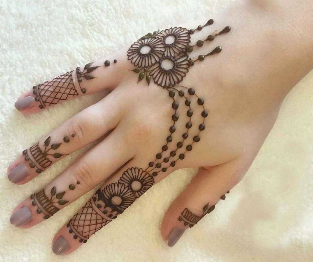 Best Simple Mehndi Design