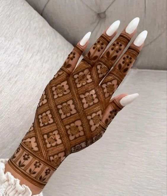 Back Hand Mehndi Design, Stylish Back Hand Mehndi Designs 100