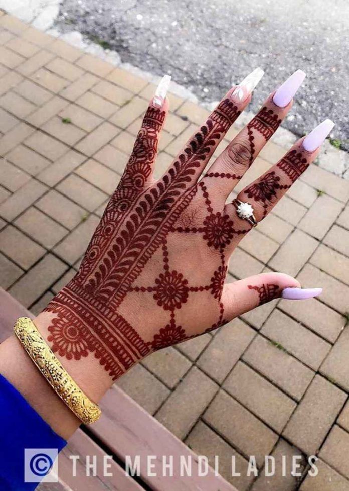 Back Hand Mehndi Design, Stylish Back Hand Mehndi Designs 2