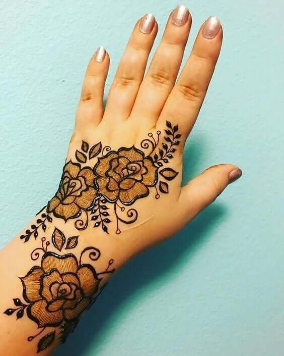 Back Hand Mehndi Design, Stylish Back Hand Mehndi Designs 30