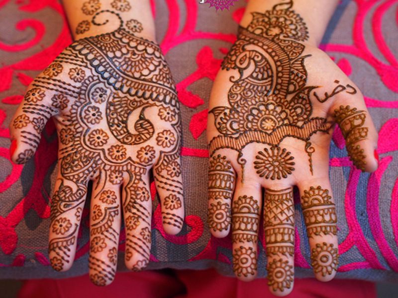 Back Hand Mehndi Design, Stylish Back Hand Mehndi Designs 131