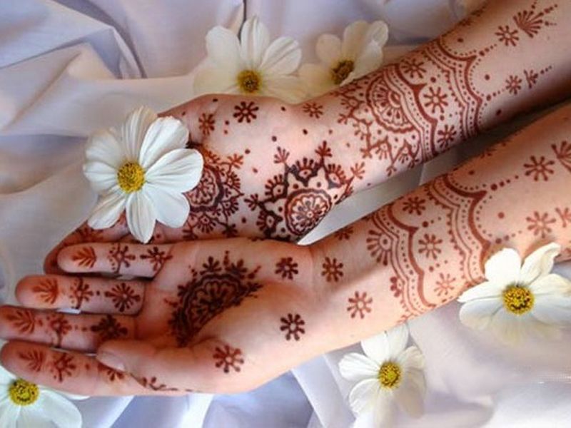 Back Hand Mehndi Design, Stylish Back Hand Mehndi Designs 142