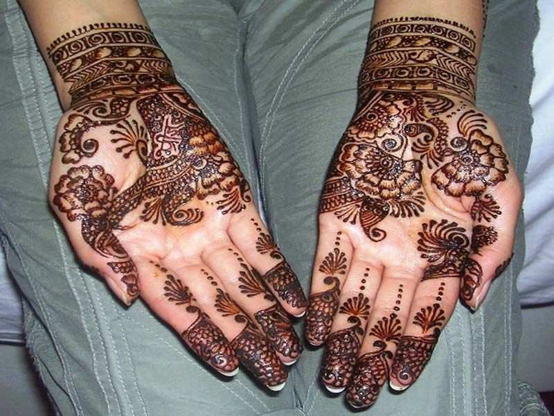 Back Hand Mehndi Design, Stylish Back Hand Mehndi Designs 134