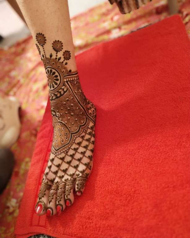 Leg Mehndi Design, Stylish Leg Mehndi Design 13