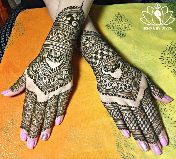Back Hand Mehndi Design, Stylish Back Hand Mehndi Designs 15