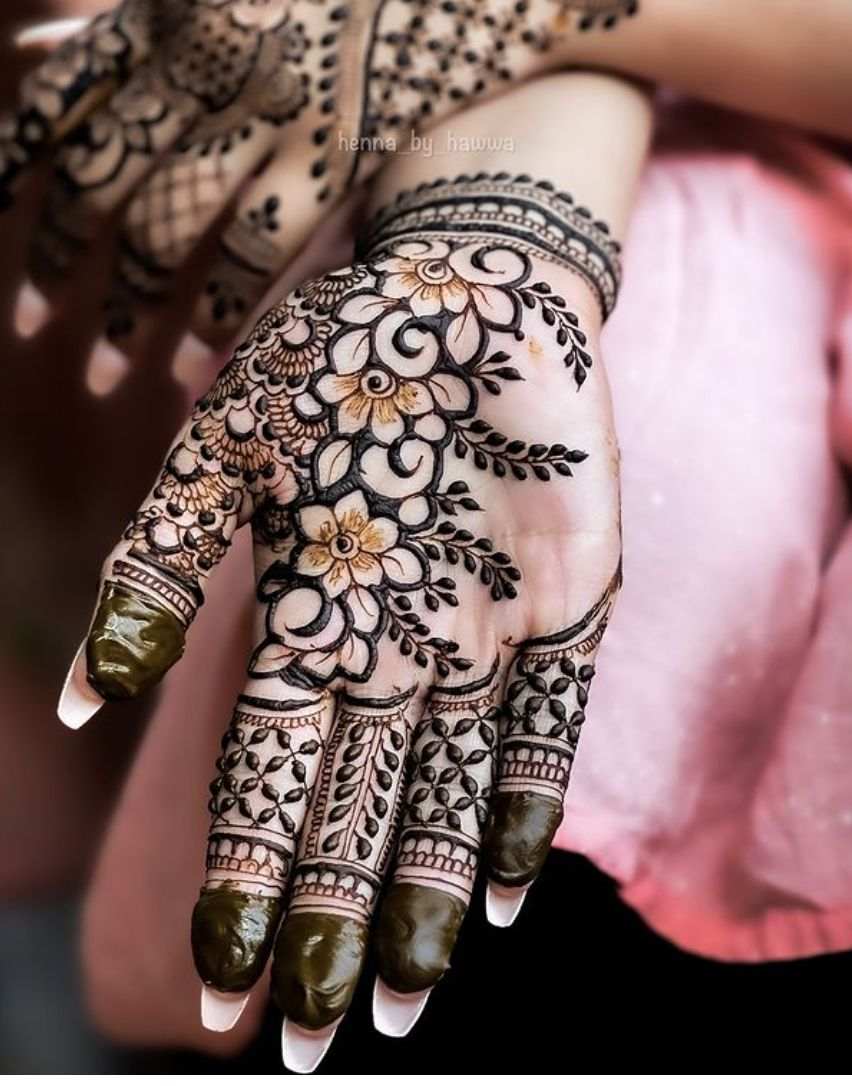 Front Hand Simple Mehndi Design, Front Hand Mehndi Design 25