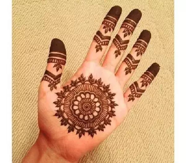 Front Hand Simple Mehndi Design, Front Hand Mehndi Design 36