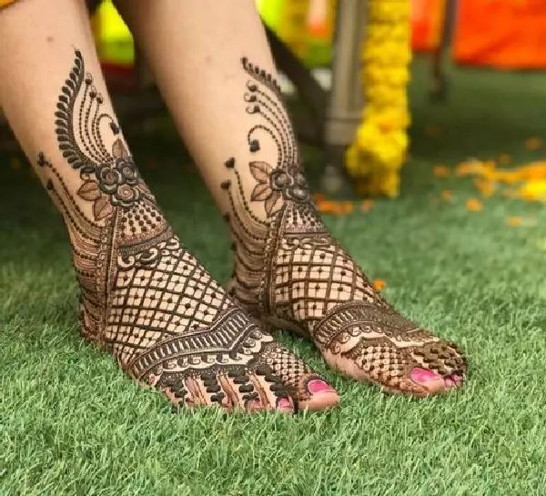 Leg Mehndi Design, Stylish Leg Mehndi Design 44