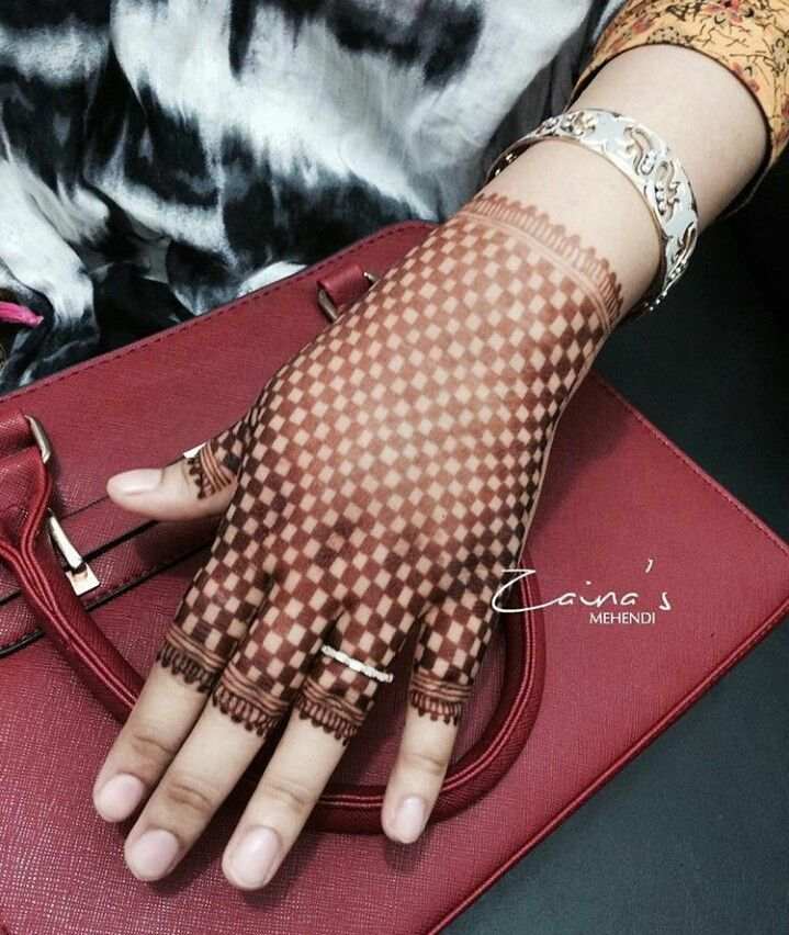 Back Hand Mehndi Design, Stylish Back Hand Mehndi Designs 102