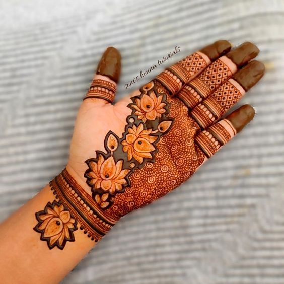 Front Hand Simple Mehndi Design, Front Hand Mehndi Design 103