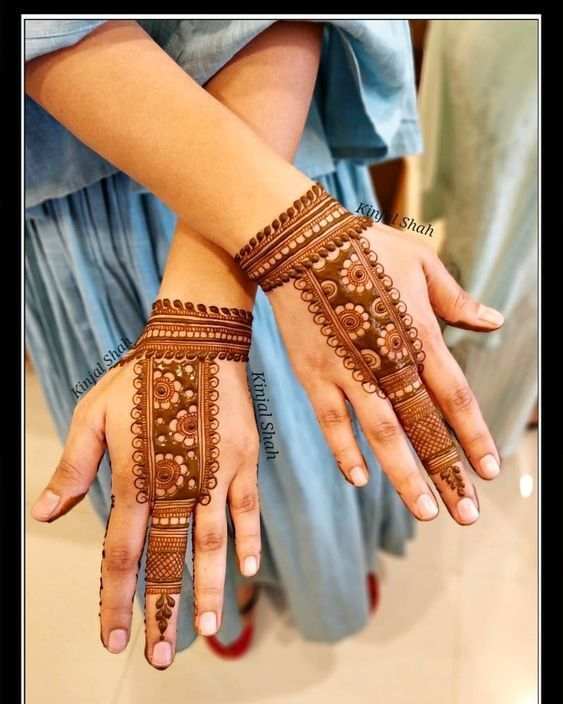Back Hand Mehndi Design, Stylish Back Hand Mehndi Designs 8