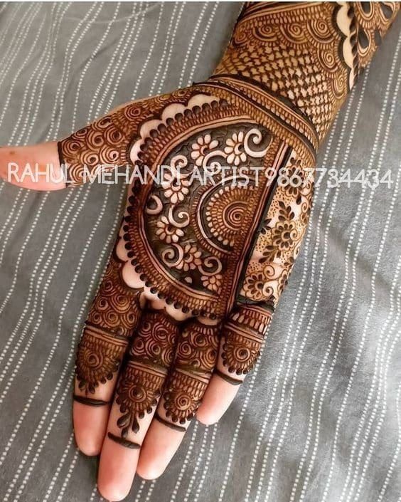 Front Hand Simple Mehndi Design, Front Hand Mehndi Design 33