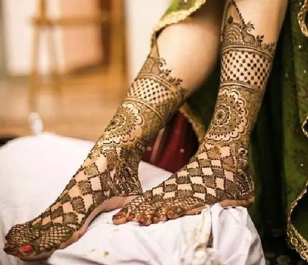 Leg Mehndi Design, Stylish Leg Mehndi Design 60