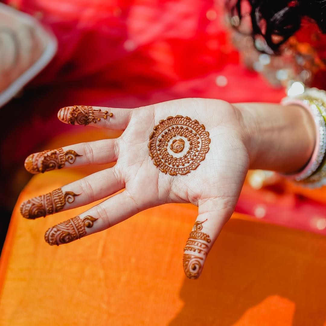 Front Hand Simple Mehndi Design, Front Hand Mehndi Design 20