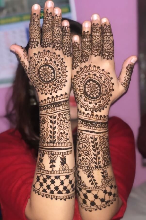 Back Hand Mehndi Design, Stylish Back Hand Mehndi Designs 45