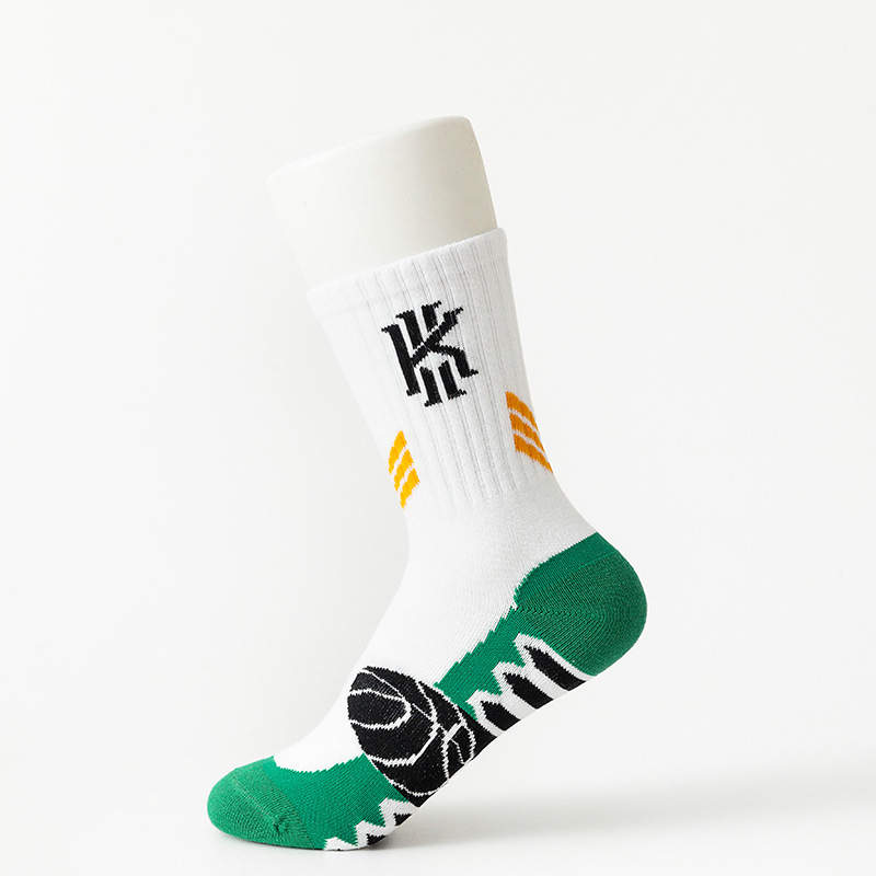 Basketball deals socks white