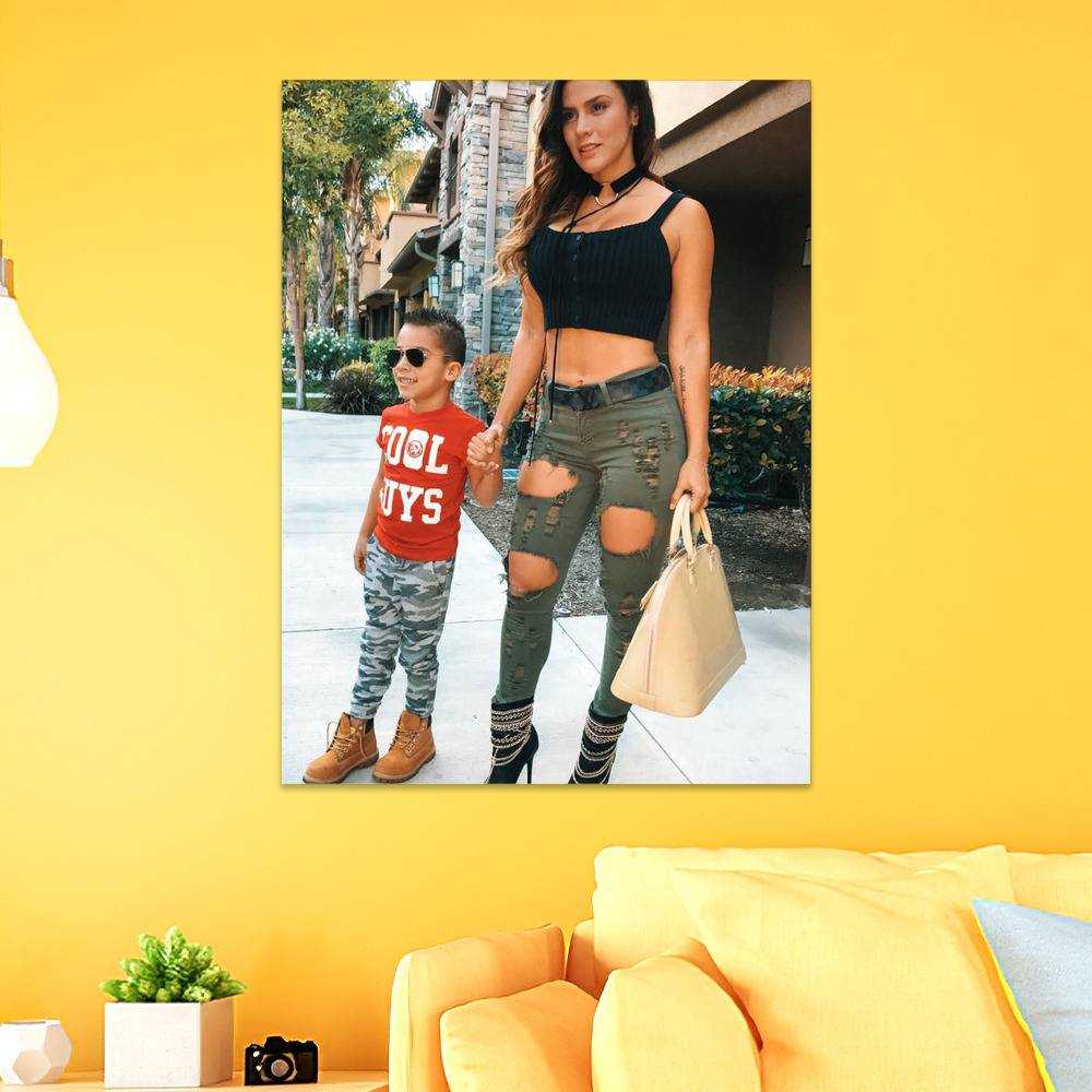 Royalty Family Merch Poster Art Wall Poster Sticky Poster Gift for Fans Andrea And Ferran Poster