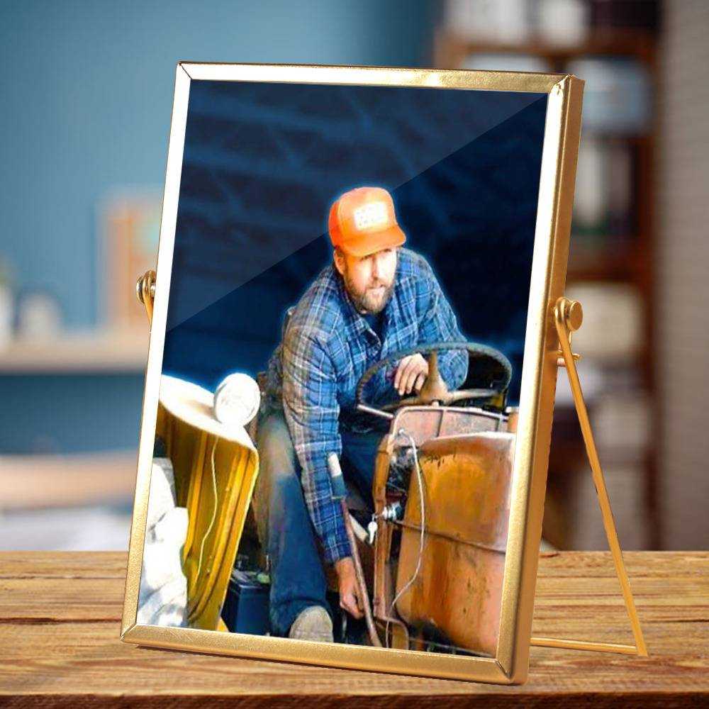 Vice Grip Plaque Classic Celebrity Plaque Sitting For Years by Vice Grip Plaque with Golden Frame