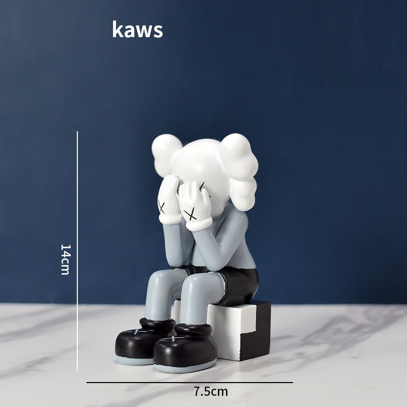 KAWS Figurine d'Action Companion Doll PVC Collection Modèle Personnage  Jouet Voiture Décoration Enfant Jouet Anniversaire Surprise Cadeau - 15 cm  (Gris) : : Jeux et Jouets