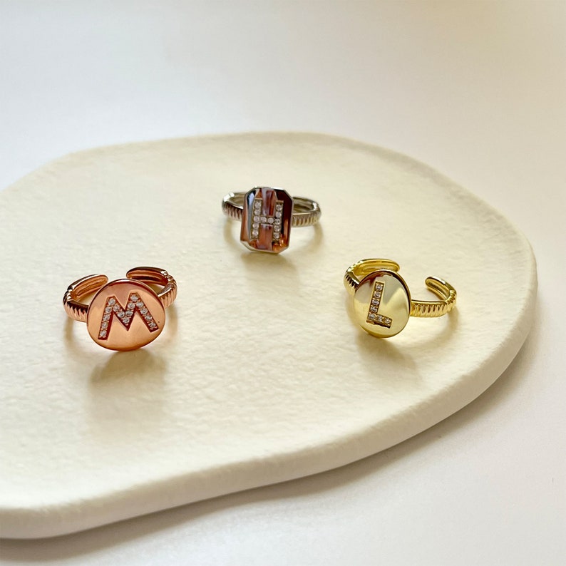 venster meten Interpretatie Letter Rings | Custom Ring, Shop Stylish Rings Here And Be More Beautiful