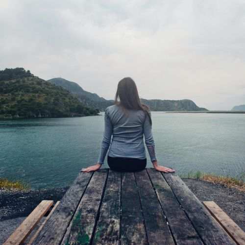 Alone Sad Girl Dp,  Alone Sad Girl Dp For Facebook, Sad Alone Girl Dp For Whatsapp 46