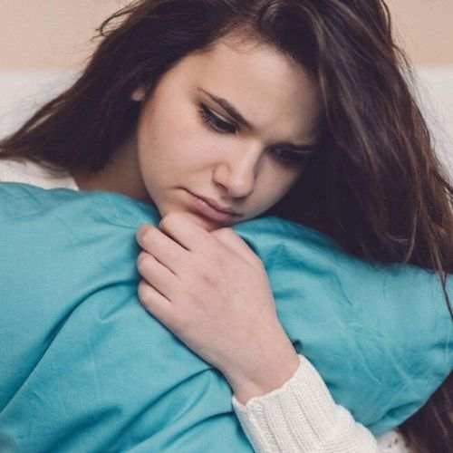 Alone Sad Girl Dp,  Alone Sad Girl Dp For Facebook, Sad Alone Girl Dp For Whatsapp 38