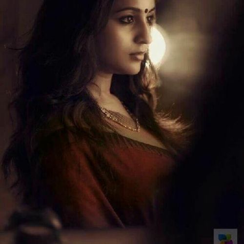 Alone Sad Girl Dp,  Alone Sad Girl Dp For Facebook, Sad Alone Girl Dp For Whatsapp 6