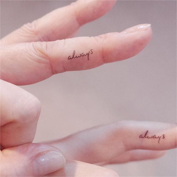 Finger Tattoos For Girls,Meaningful Finger Tattoos For Girls