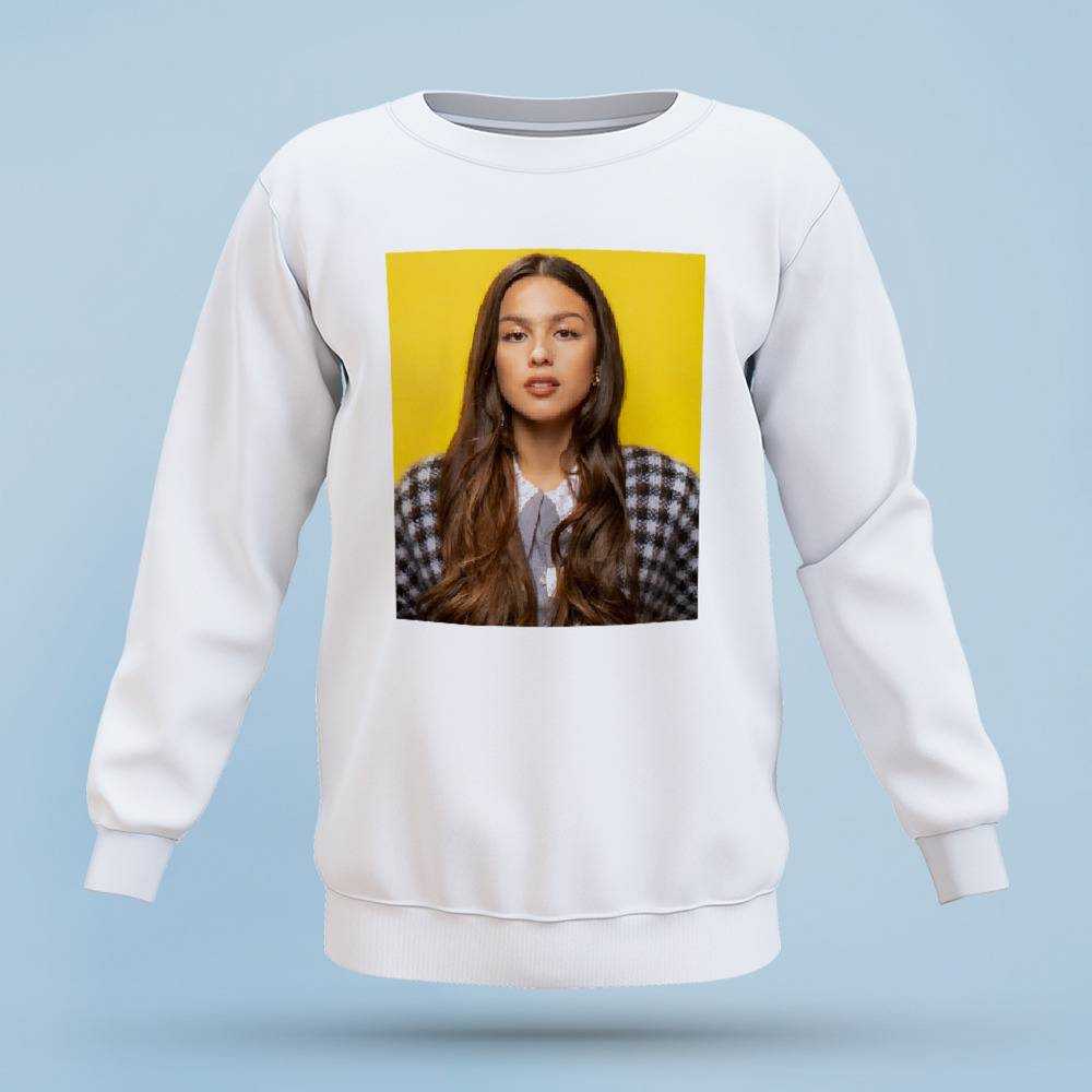 Olivia Rodrigo Sweatshirt Classic Celebrity Sweatshirt Disney Star Sweatshirt