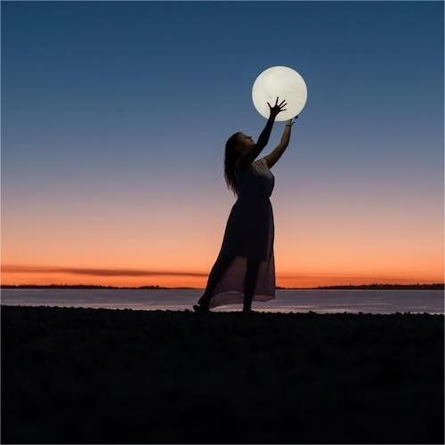 attitude girl dp for whatsapp,whatsapp dp for girls attitude 50