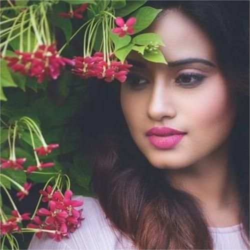 stylish whatsapp dp for girl,modern stylish whatsapp dp for girls 6