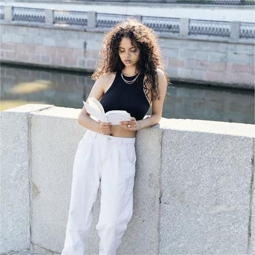 attitude girl dp for whatsapp,whatsapp dp for girls attitude 49