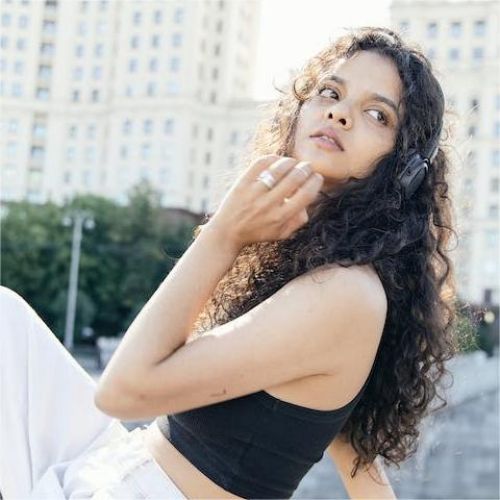 stylish whatsapp dp for girl,modern stylish whatsapp dp for girls 39