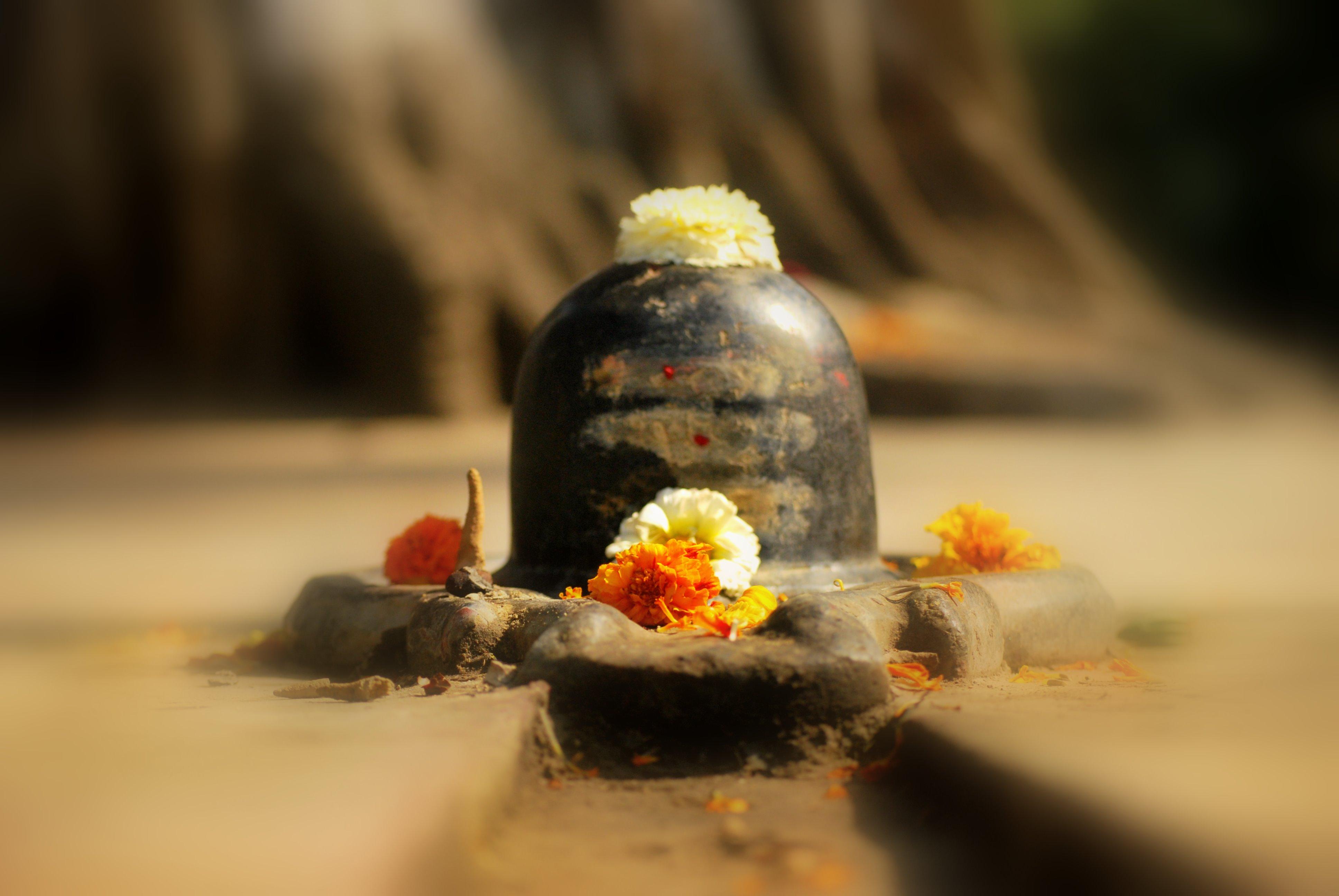 Old Shiva Lingam Images