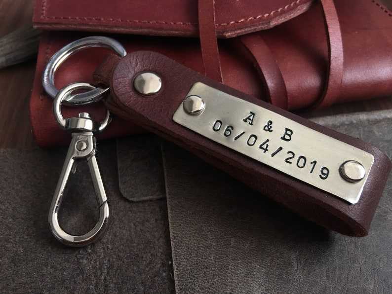 Personalized Leather Keychain Gifts for her and him Anniversary Gift Birthday Gift#4