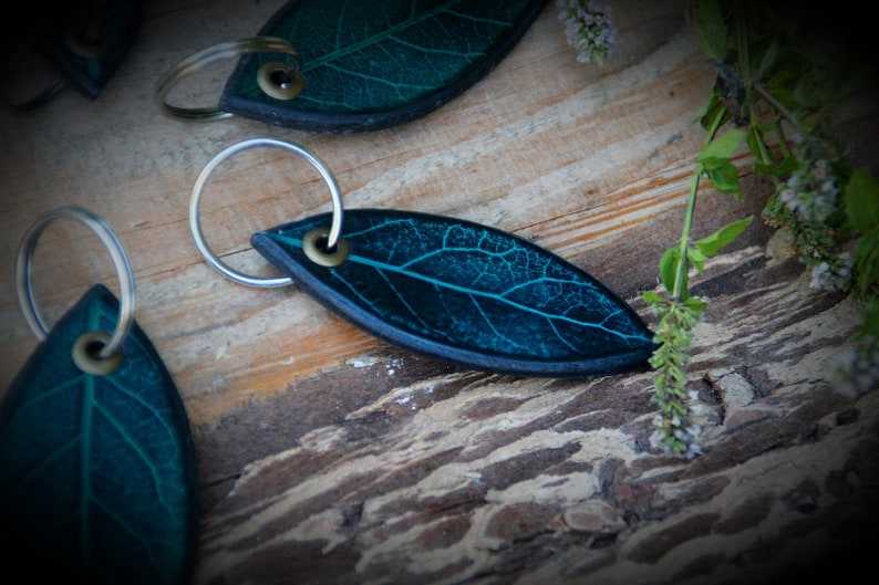 Blue leaf leather key holder Gifts for her and him Anniversary Gift Birthday Gift#2