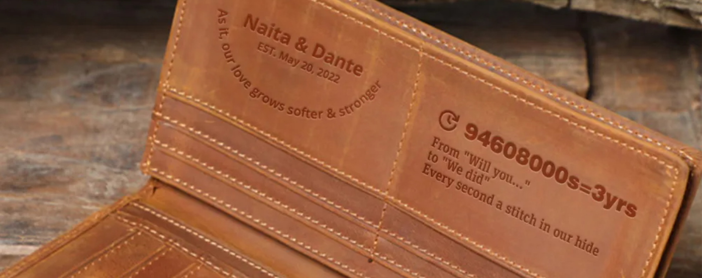leaher anniversary shayari-Like fine leather, our love grows softer & stronger