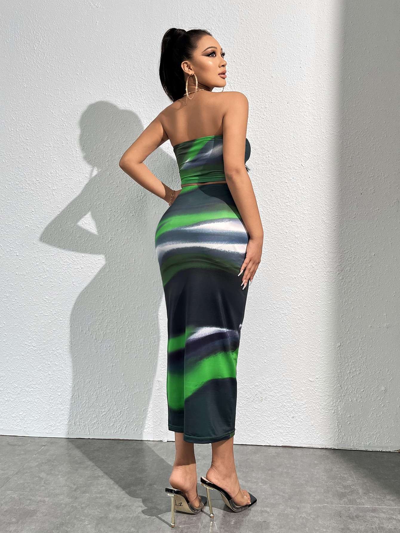 Buchona Outfit, Colorblock Tube Crop Top & Skirt